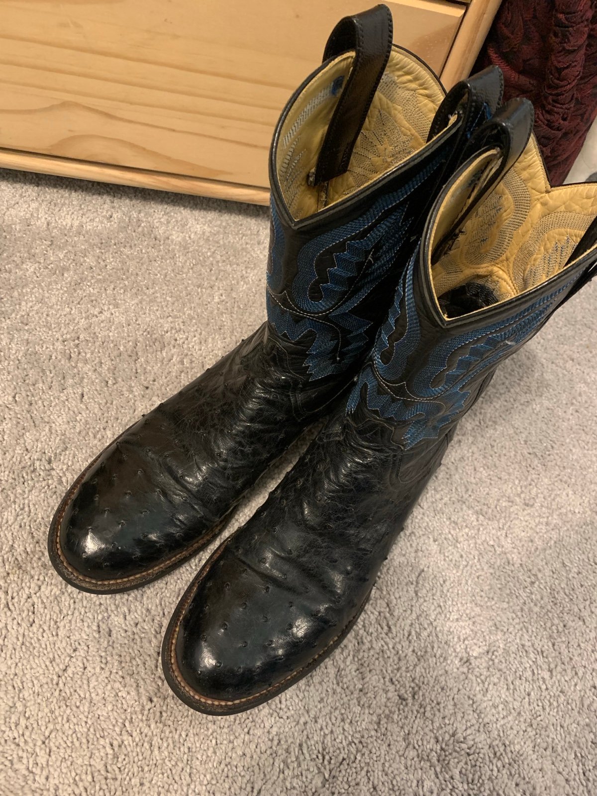 Ariat mens ostrich western boots size 9.5
