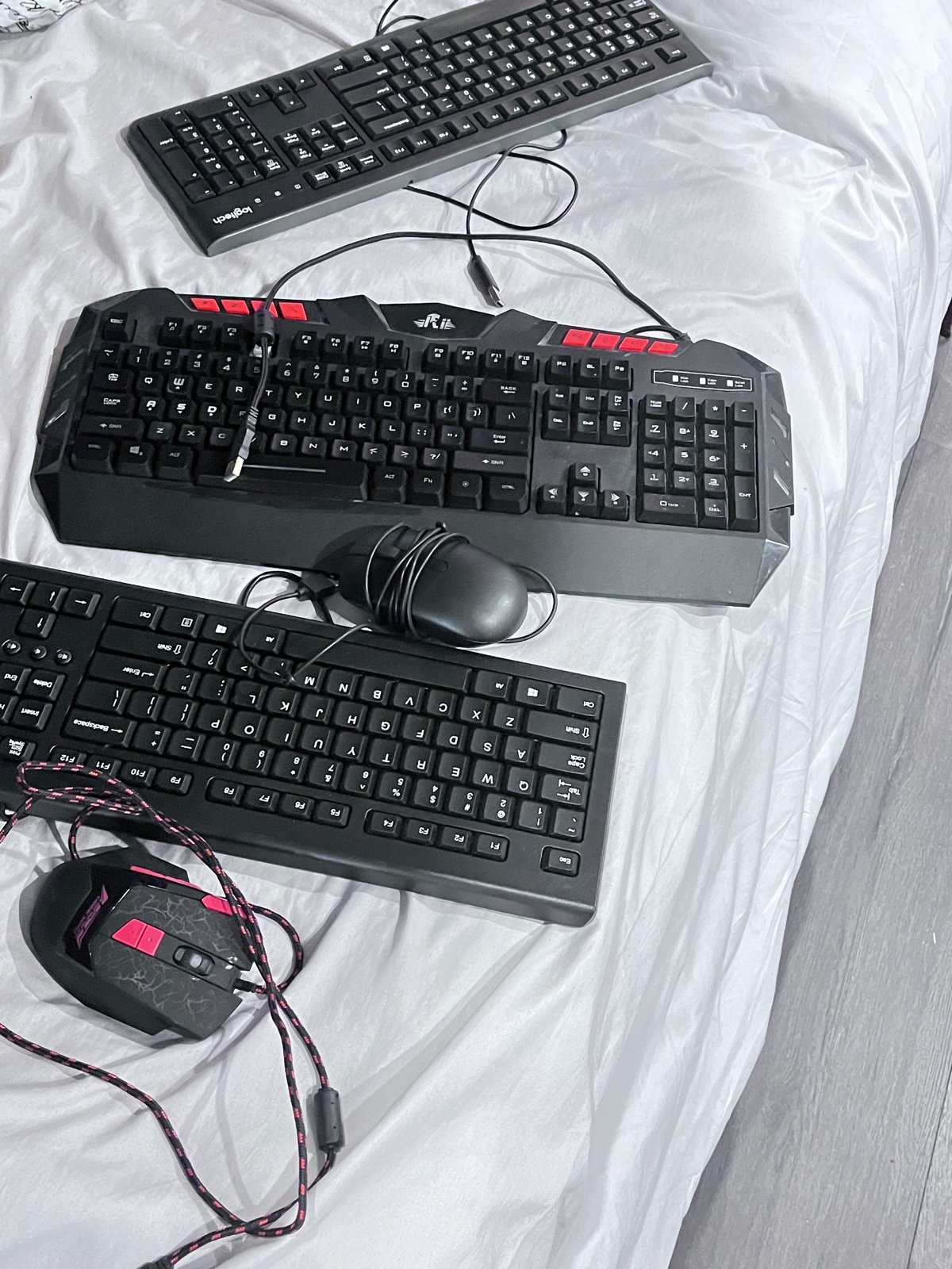 Gaming Keyboard,mouse and headphones