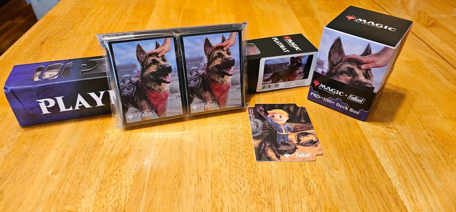 Ultra Pro Magic The Gathering Dogmeat Playmat, Deckbox and Sleeves
