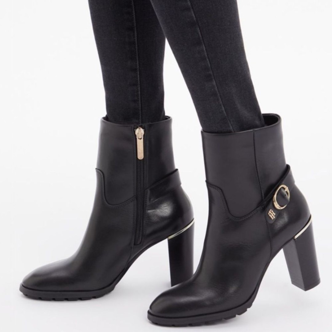 Tommy Hilfiger High Heel Leather Boots with Gold Hardware, Great condition!!