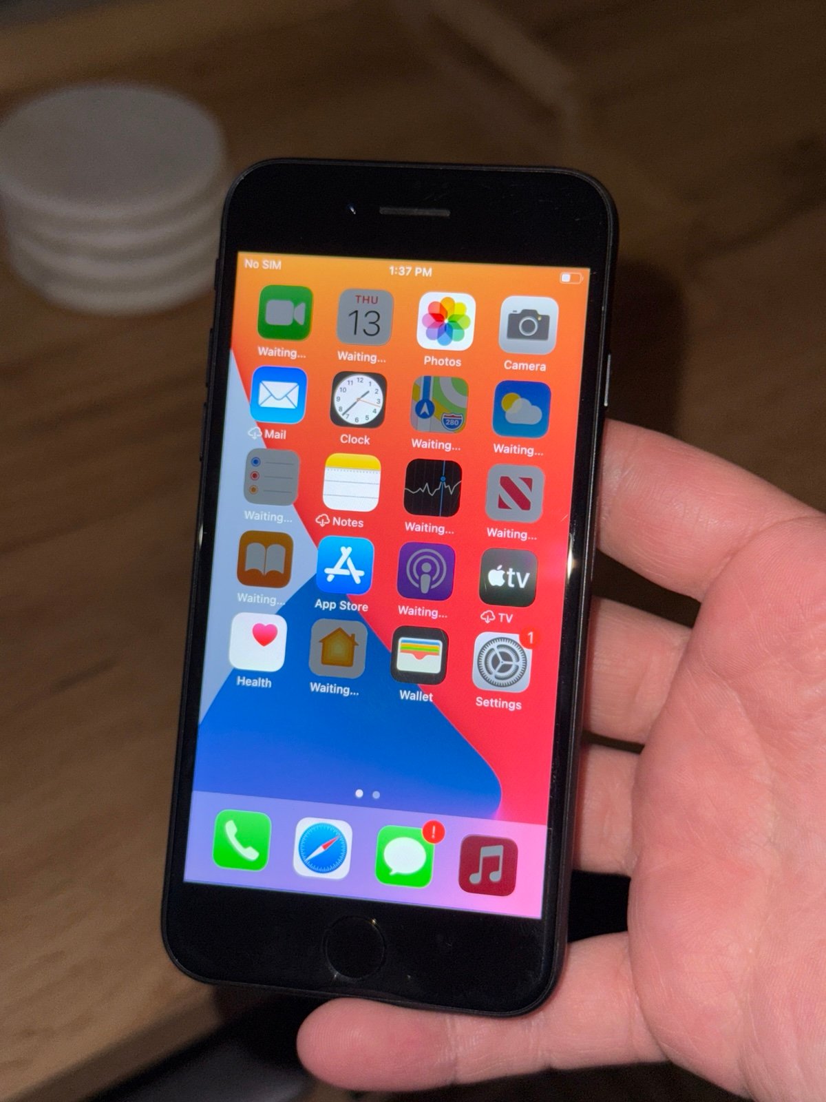 iPhone 7 32GB Works Perfect!
