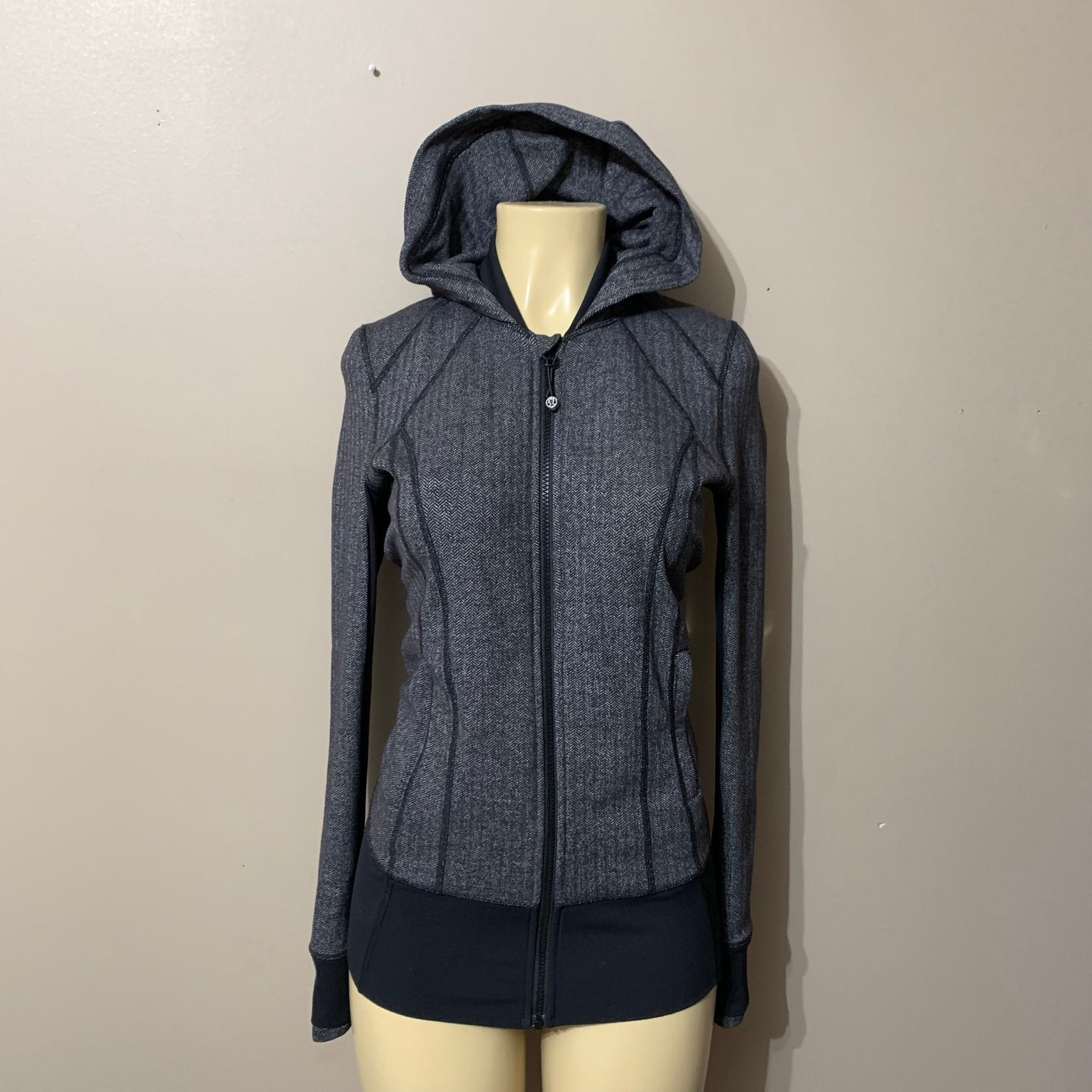 Lululemon Daily Practice Jacket Size 6 Heathered Herringbone Black