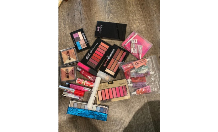 NYX, Loreal & Maybelline Cosmetics 15+pc