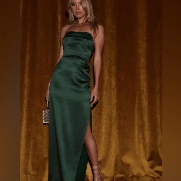 NWT- 12th Tribe strapless green gown dress