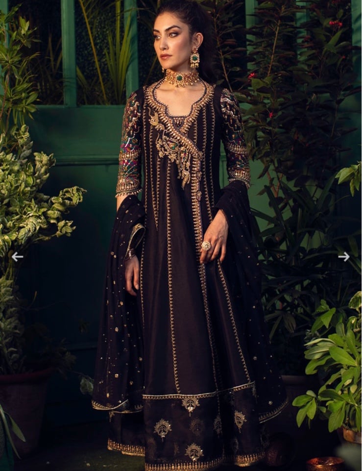 Farah Talib Aziz Black Outfit Kalidaar