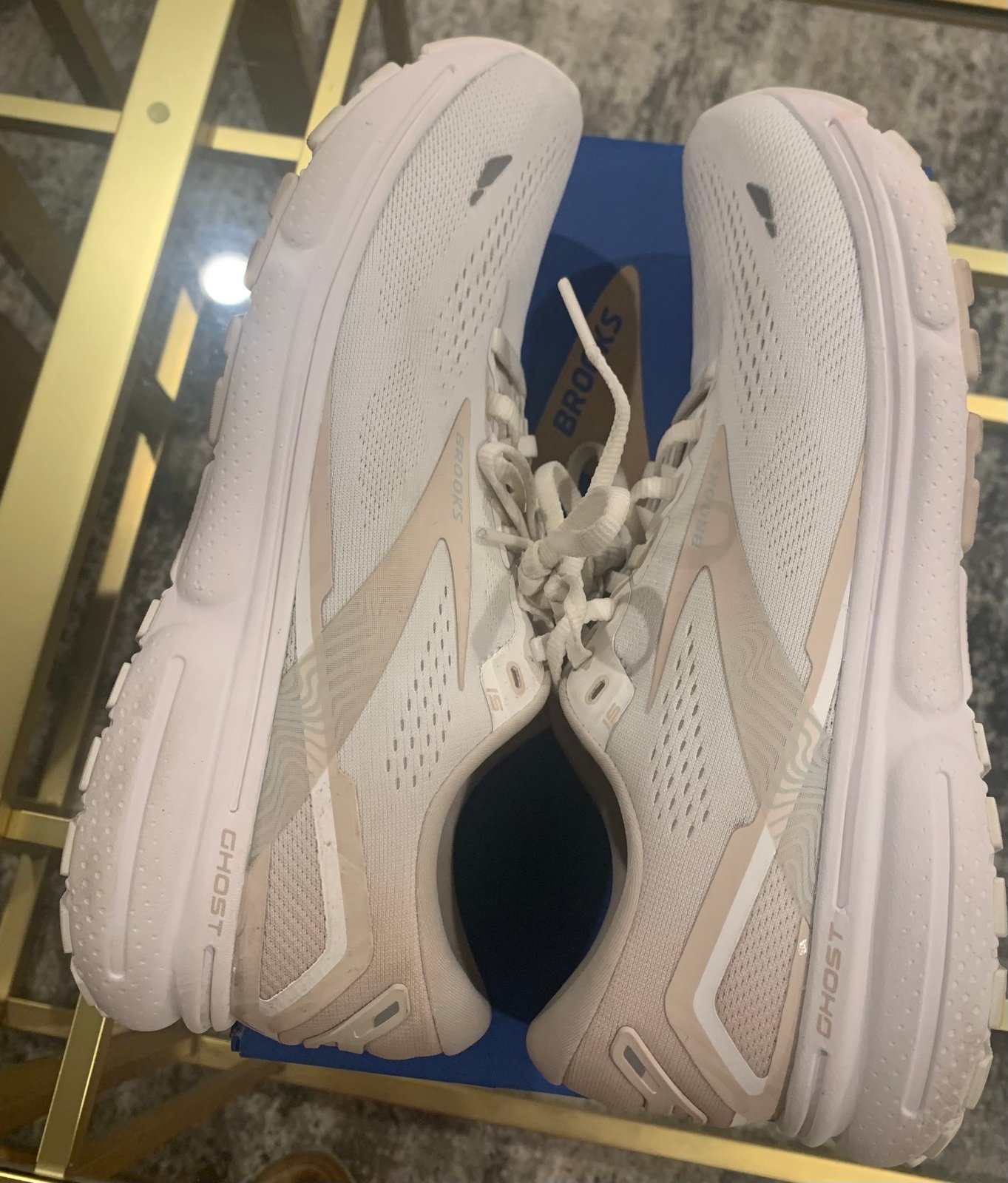 Brooks shoes