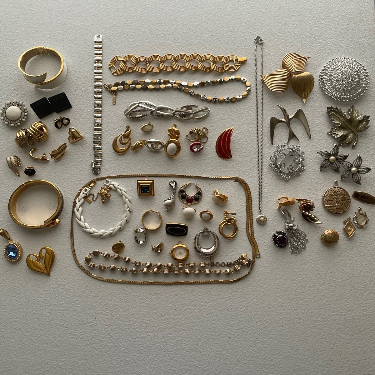 Huge Vintage Jewelry Signed 60+ Lot