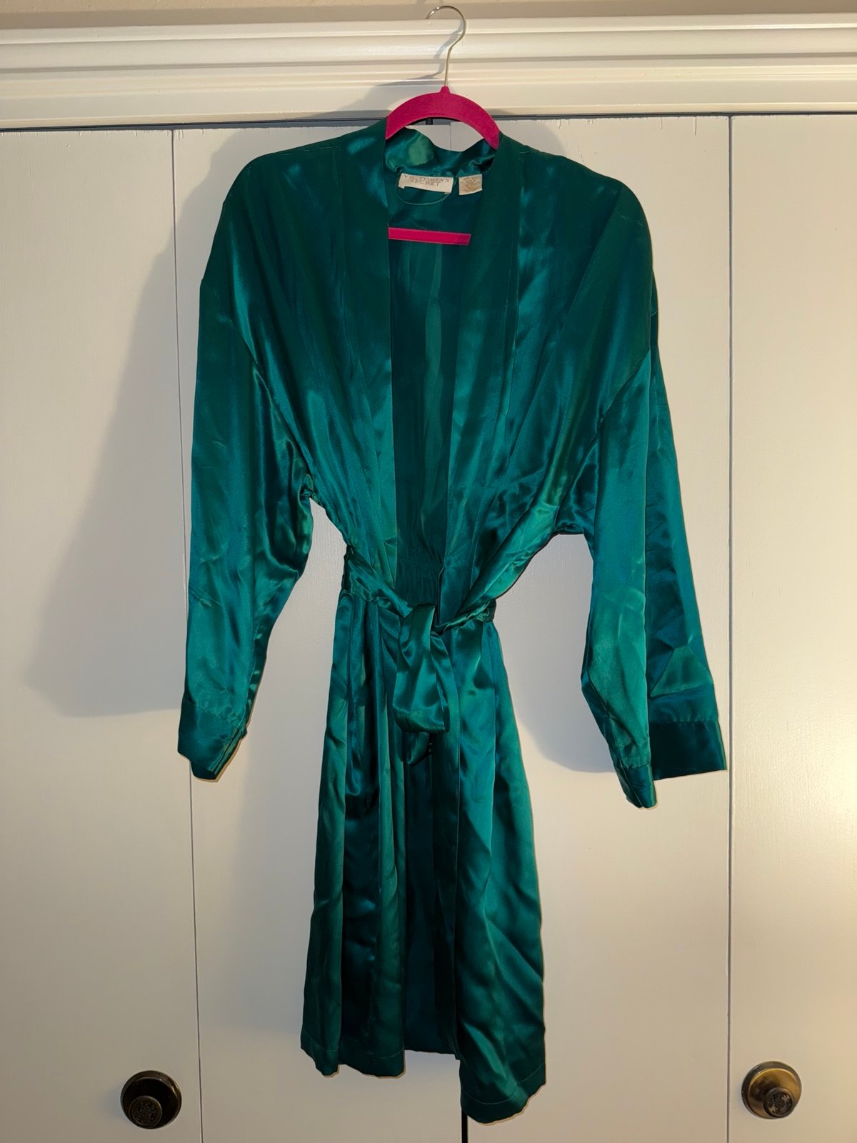 Vintage Victoria’s Secret 100% Silk Green Robe - Gold Label