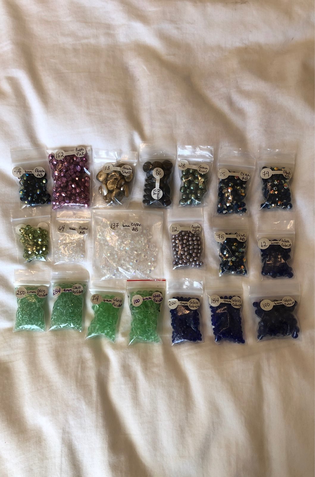 Loose beads qty 2097