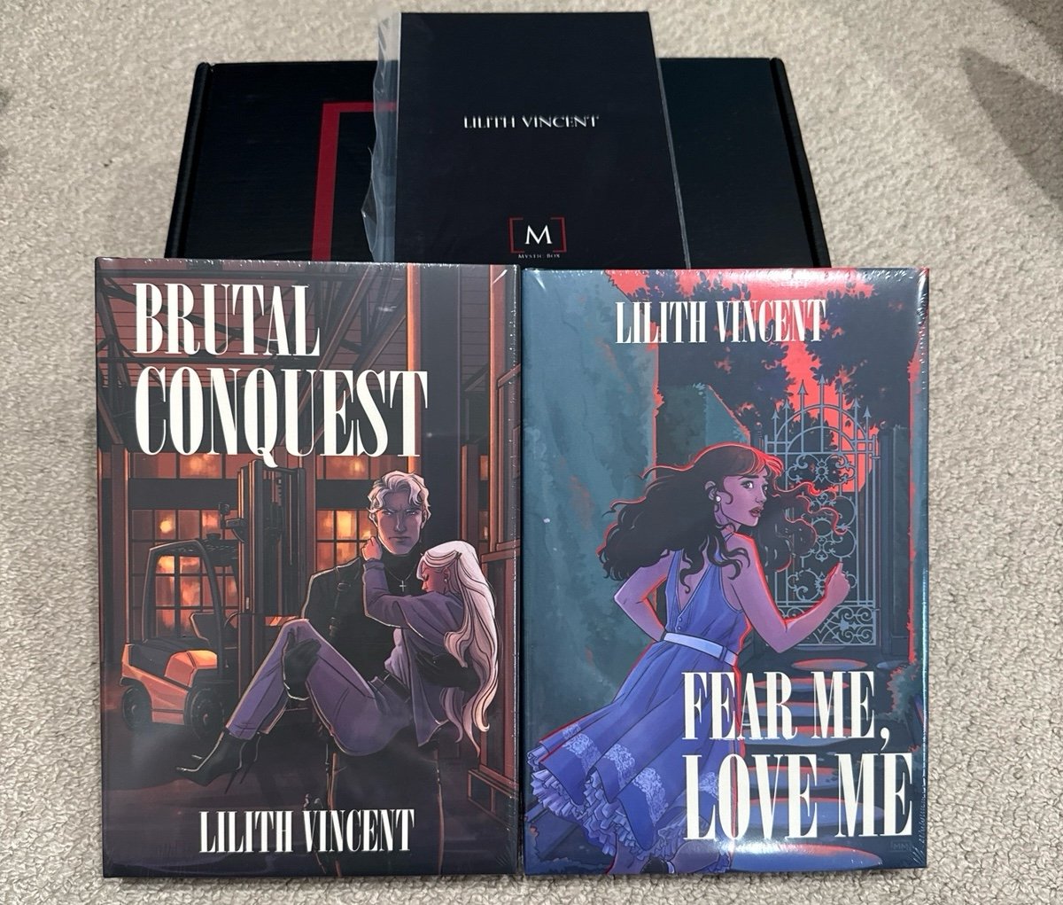 Brutal Conquest & Fear Me, Love Me by Lilith Vincent - special editionMystic Box