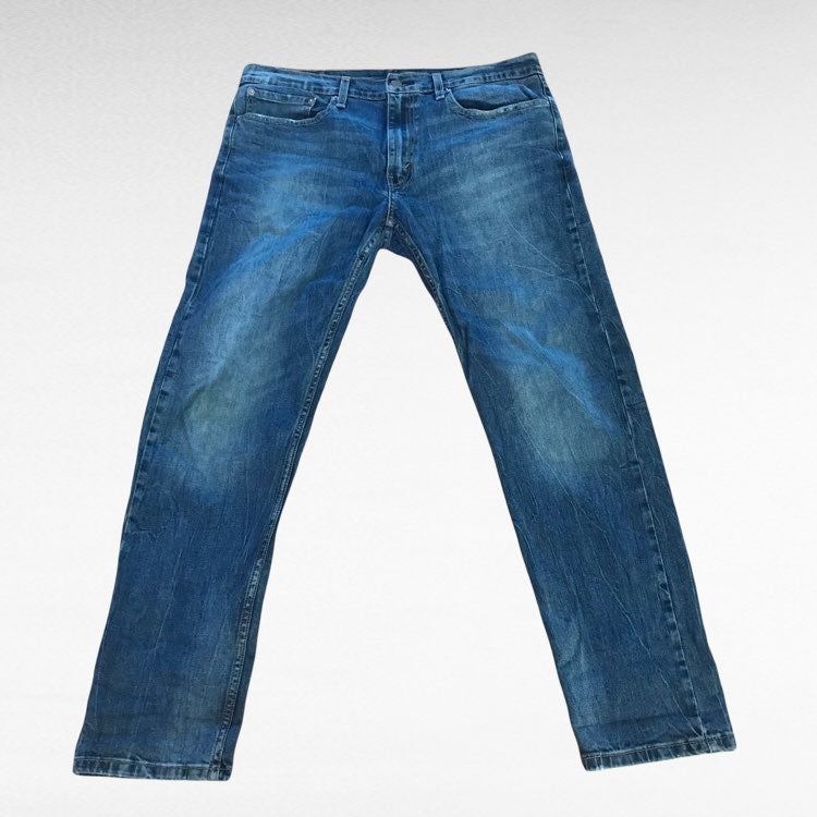 Levi’s 502 Jeans