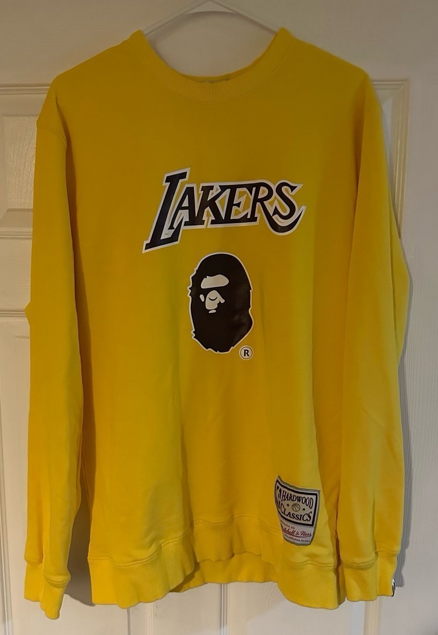 Bape Sweatshirt x Mitchell and Ness Crew Neck x NBA Los Angeles Lakers 2XL