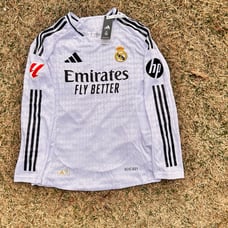 Real Madrid 24/25 Raul Asencio jersey