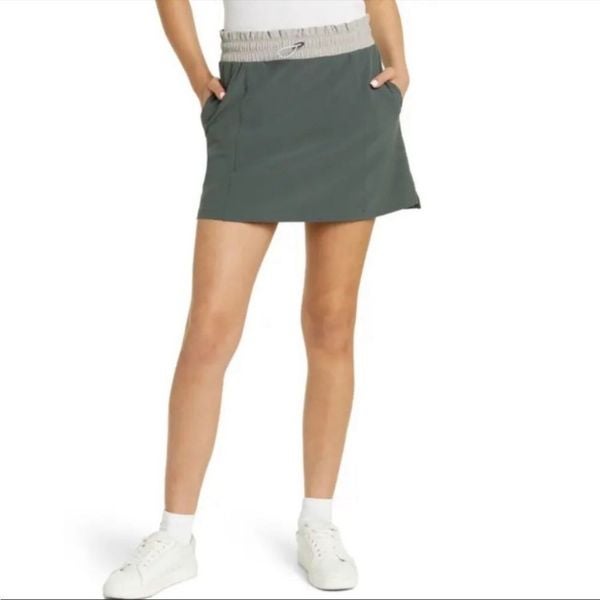 Zella Excursion Active Mini Skirt Dark Green Grey Size XS