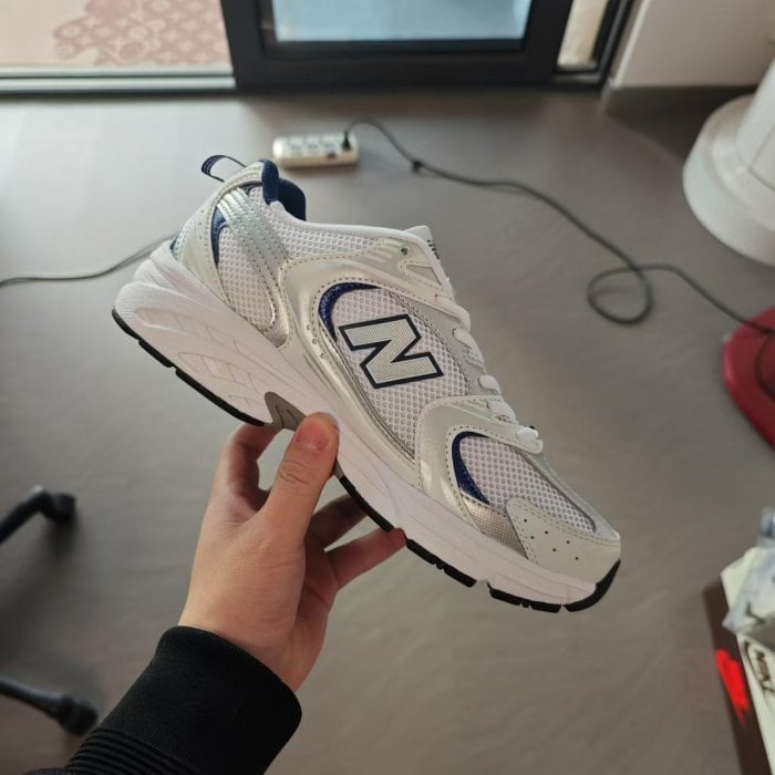 New Balance 530 Shoes size 9.5 mens
