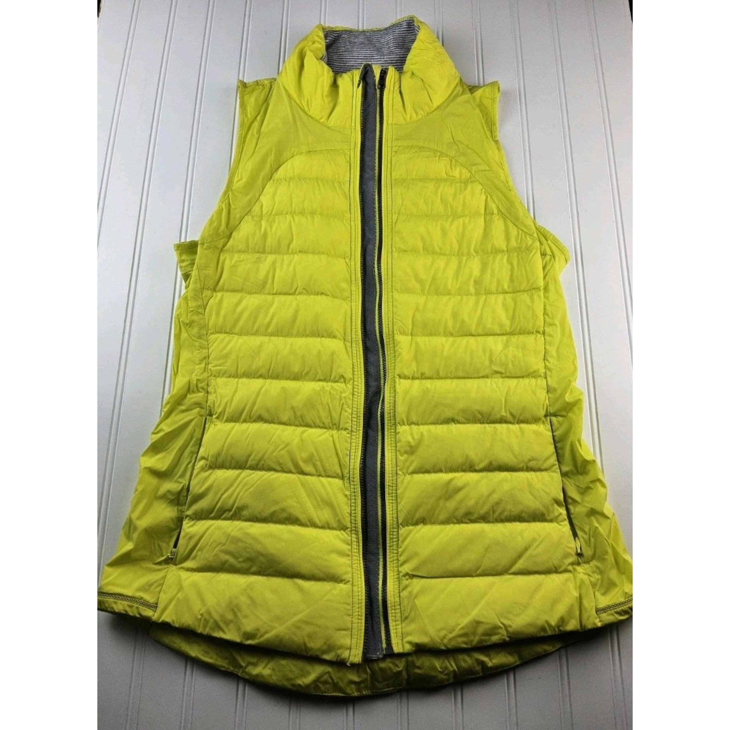 Lululemon Women’s Down Puffer Vest Reflective Detail Size 10