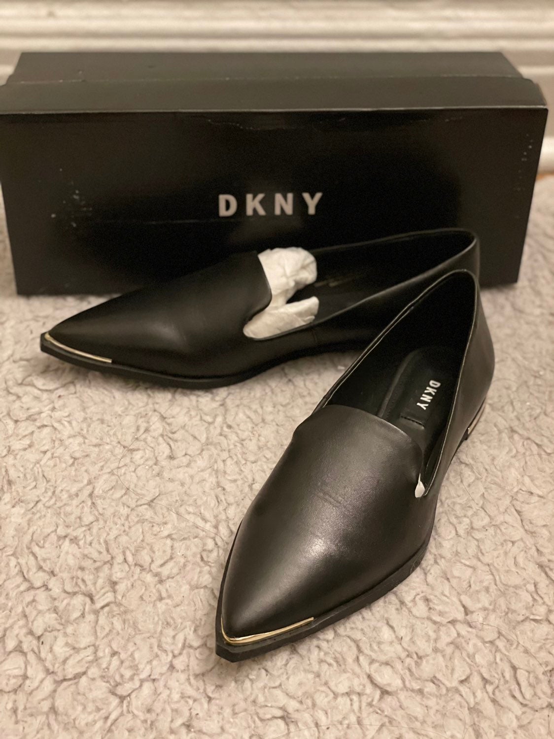 DKNY flats Black Size 6