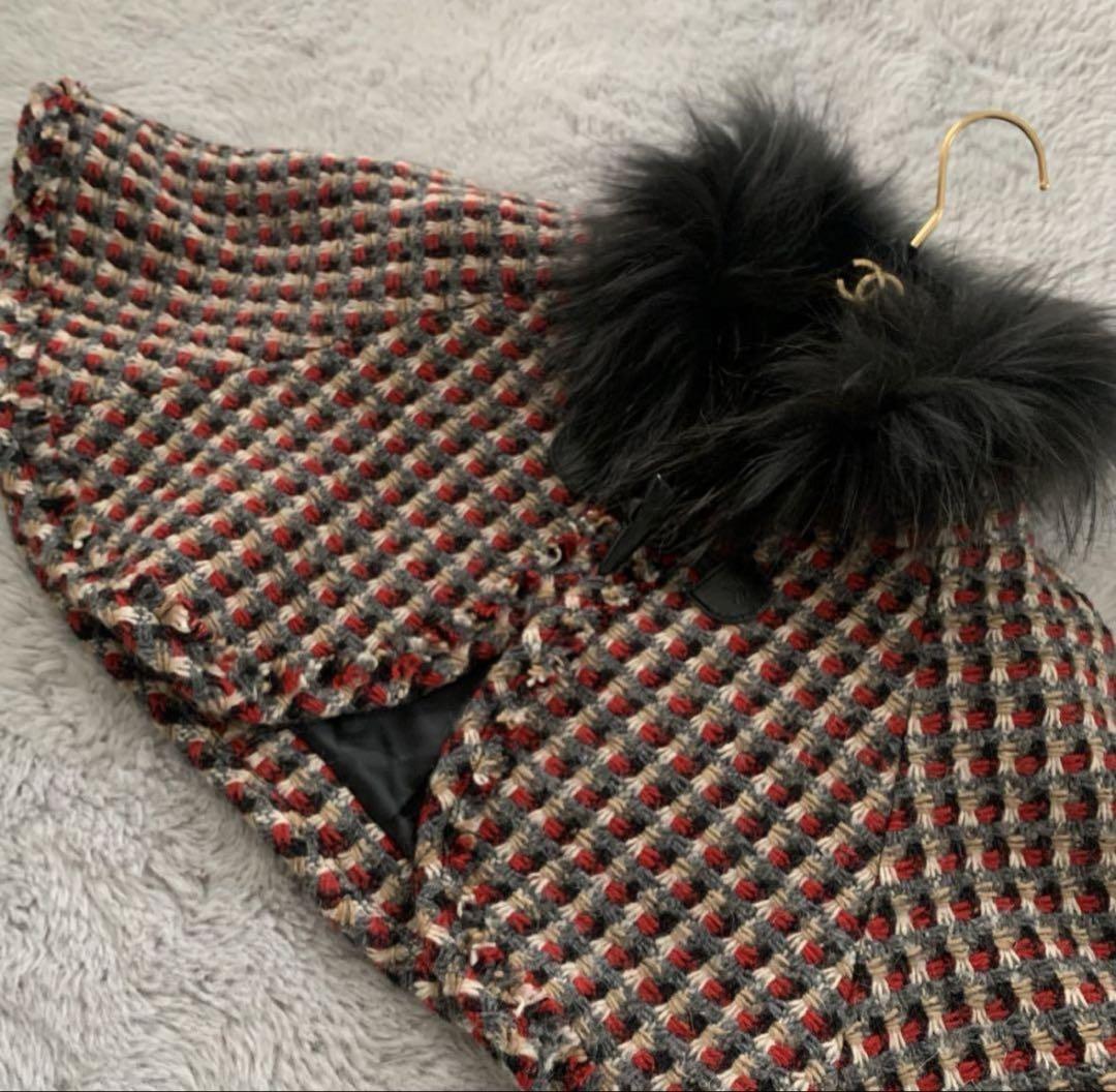 【Excellent Condition】 Burberry Tweed Poncho Coat Cape Mantle with Raccoon Fur
