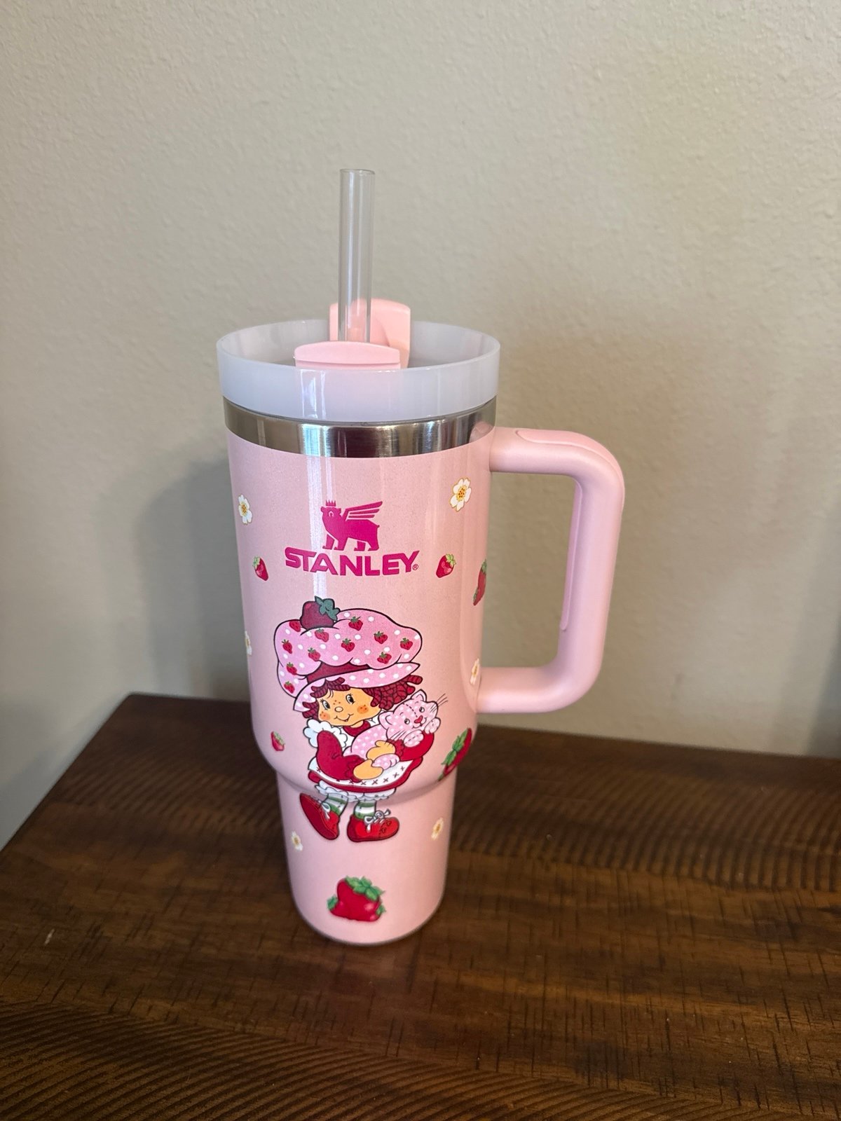 Stanley strawberry shortcake girl 40oz tumbler