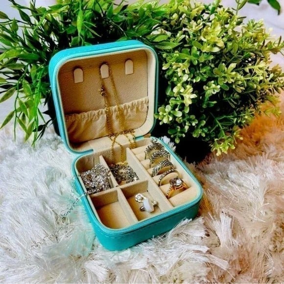 Small Travel Jewelry Box Organizer Display Portable convenient Case Color Blue