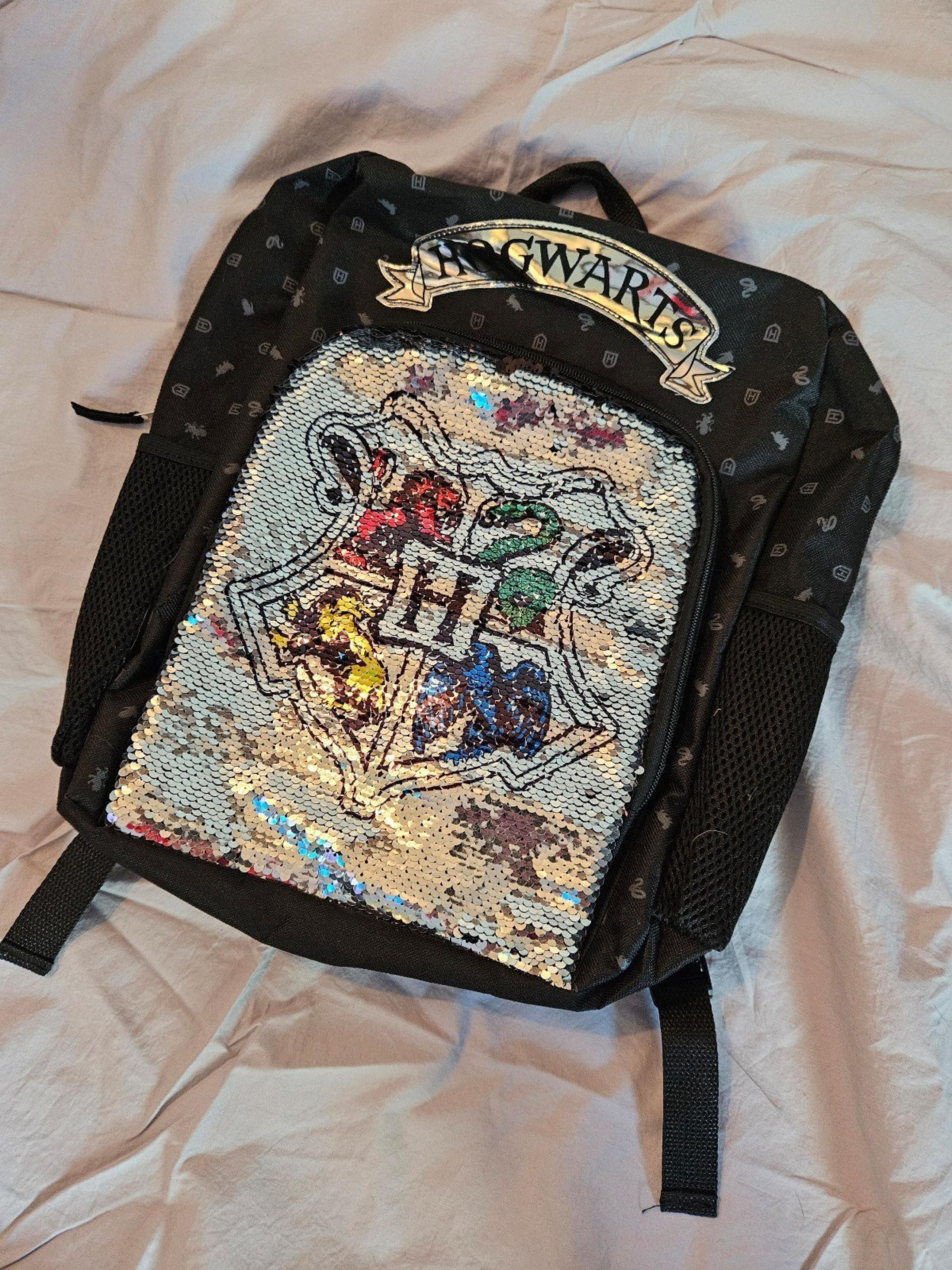 Harry Potter Hogwarts sequin backpack (NWOT)