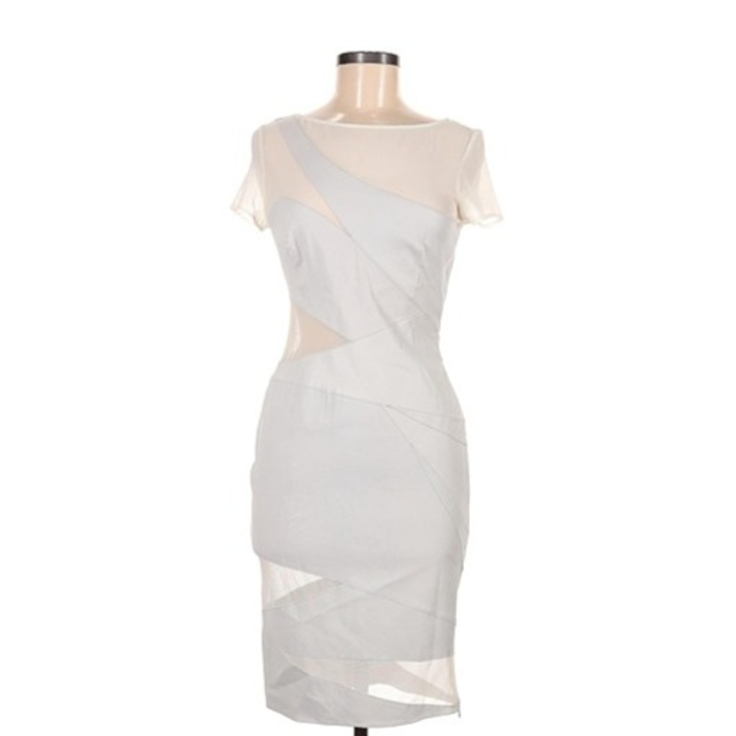 Catherine Malandrino Size 6 White Cocktail dress