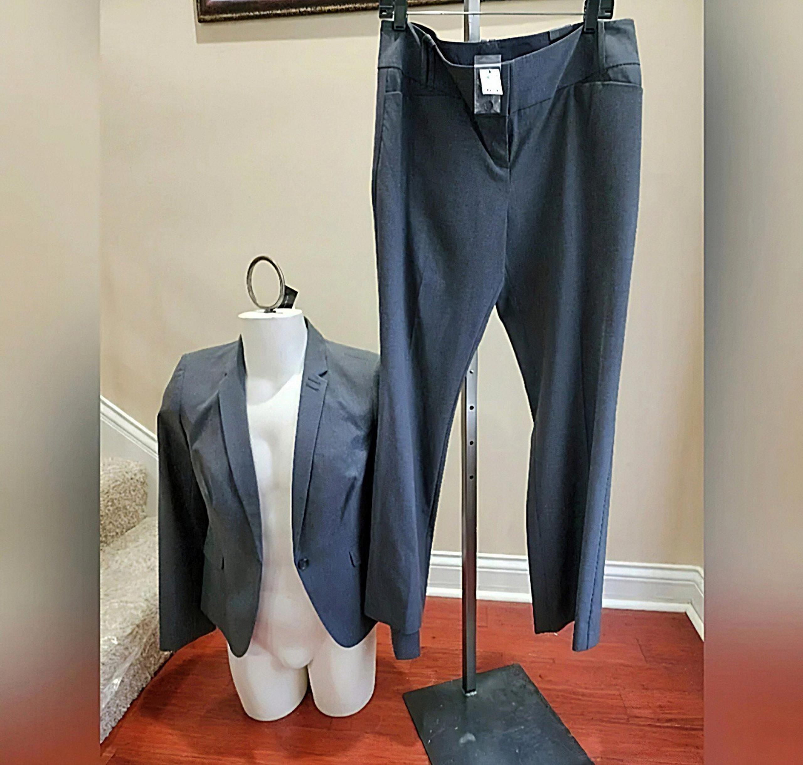 NWT The Limited Collection Cassidy Bootcut 2pc Pants Suit Size 12