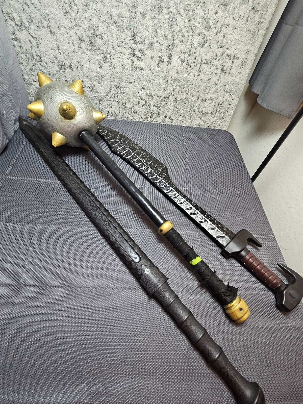 Larp, Cosplay weapons, swords and mace, 35 -38 long