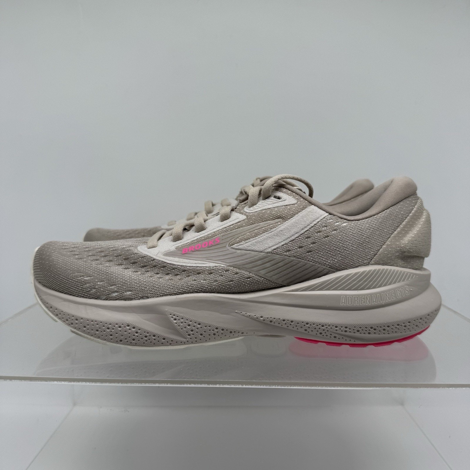Brooks Adrenaline GTS 24 Chateau Grey Pink Running 1204261B159 Women’s Size 8