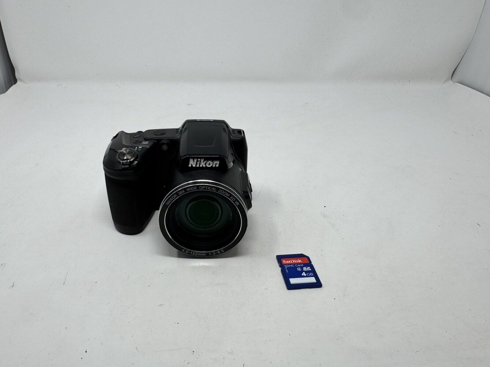 Nikon COOLPIX L840 Digital Camera - 16MP Full HD / -Tested -Black W/4GB (Read)