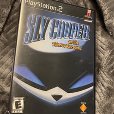 Sly Cooper and The Thievius Raccoonus For Playstation 2