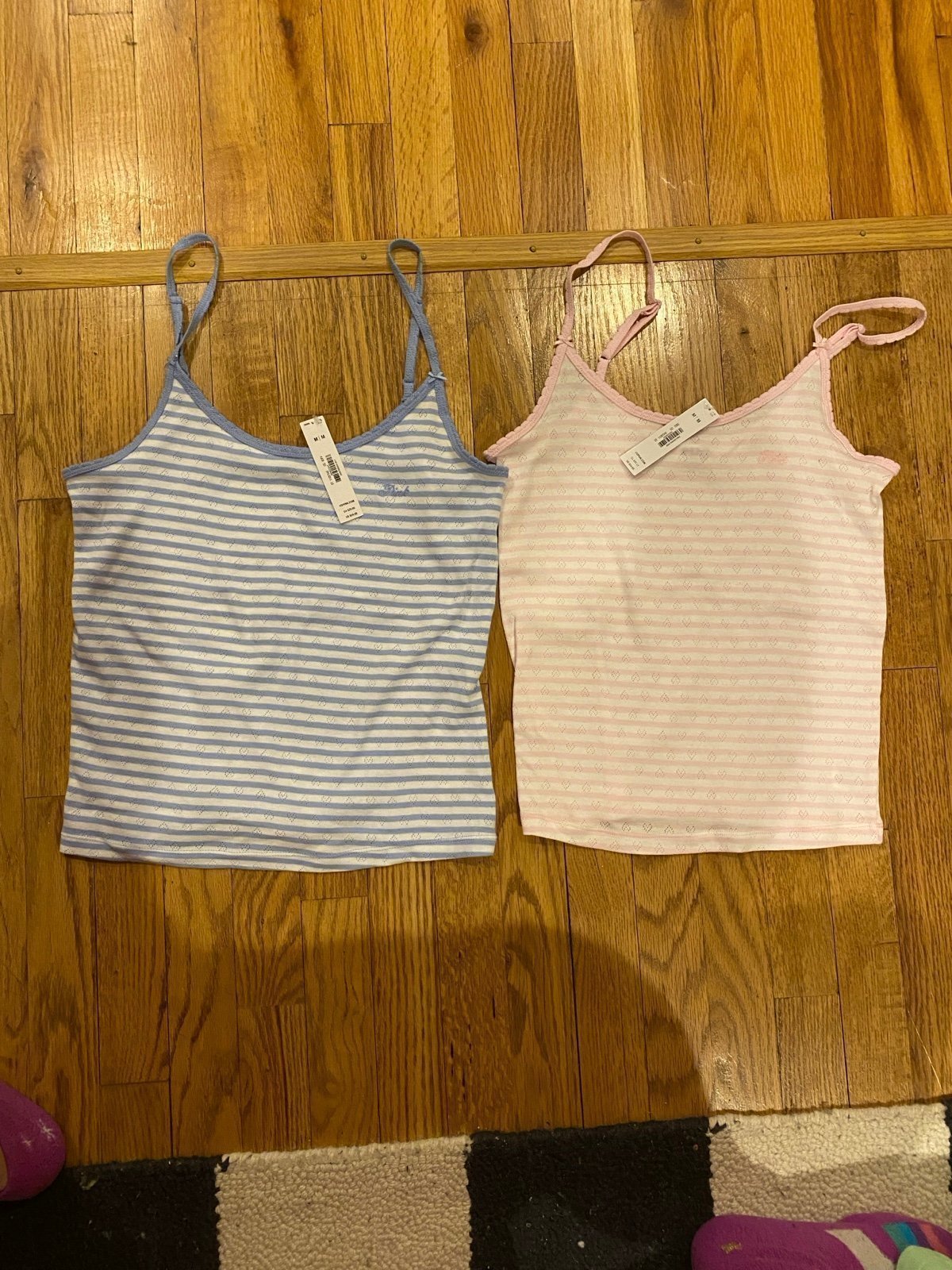 Victoria’s Secret PINK tank top lot