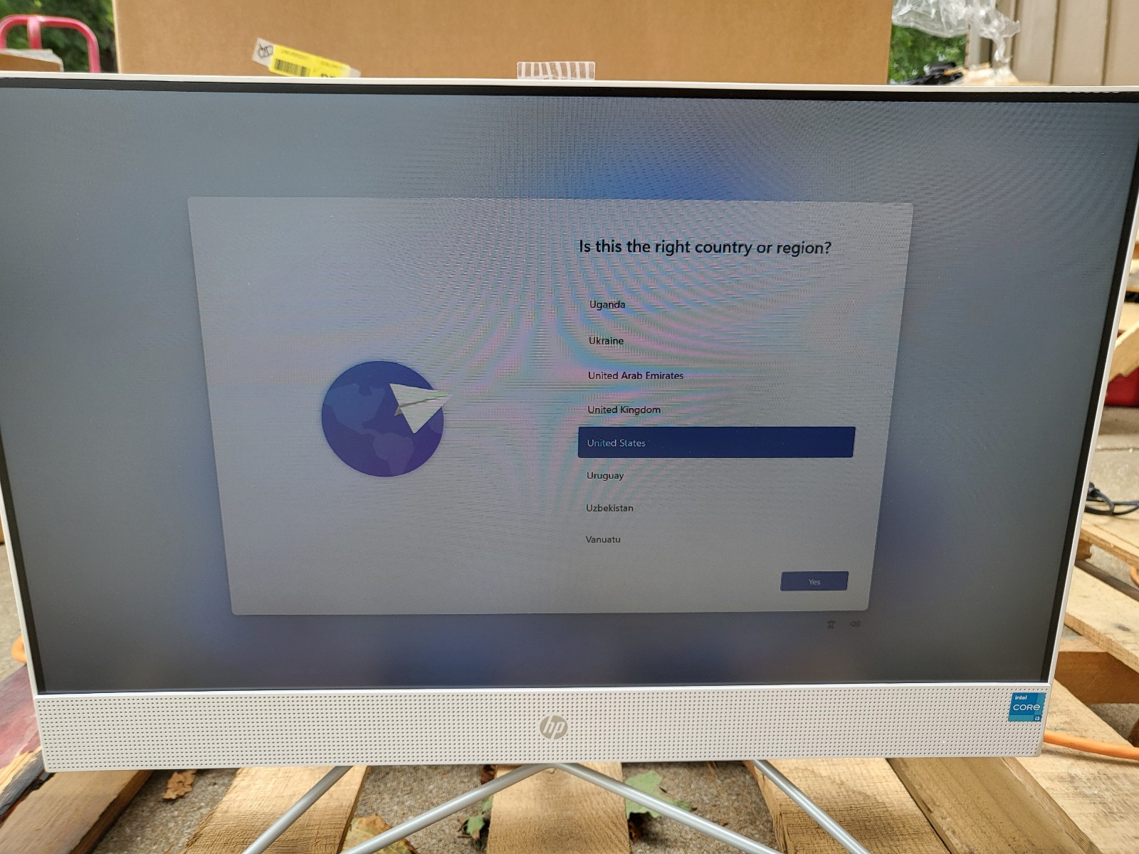 HP - 24 Touch-Screen All-In-One - Intel Core i3 - 8GB Memory - 512GB SSD - Snow