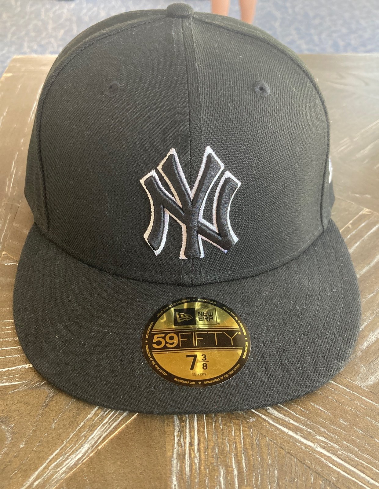 New Era fitted hat size 7 3/8