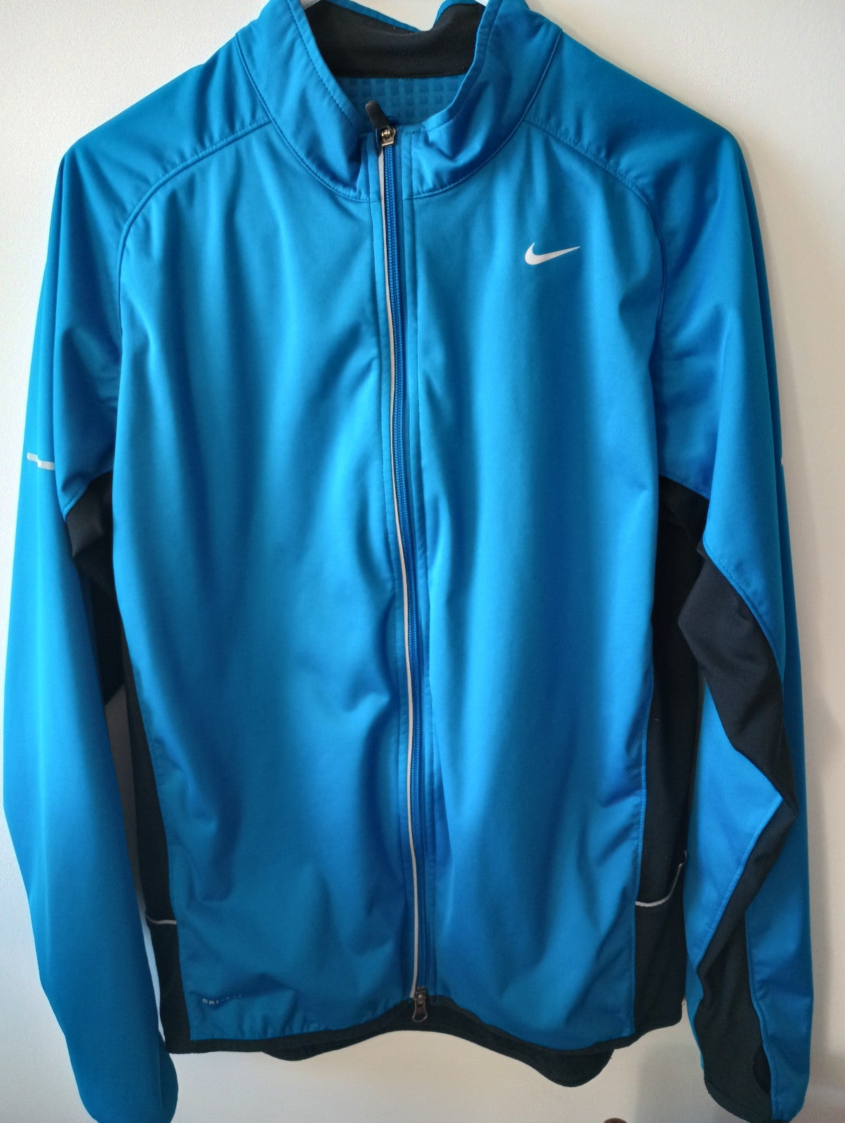Nike Dri-Fit Jacket Size Medium