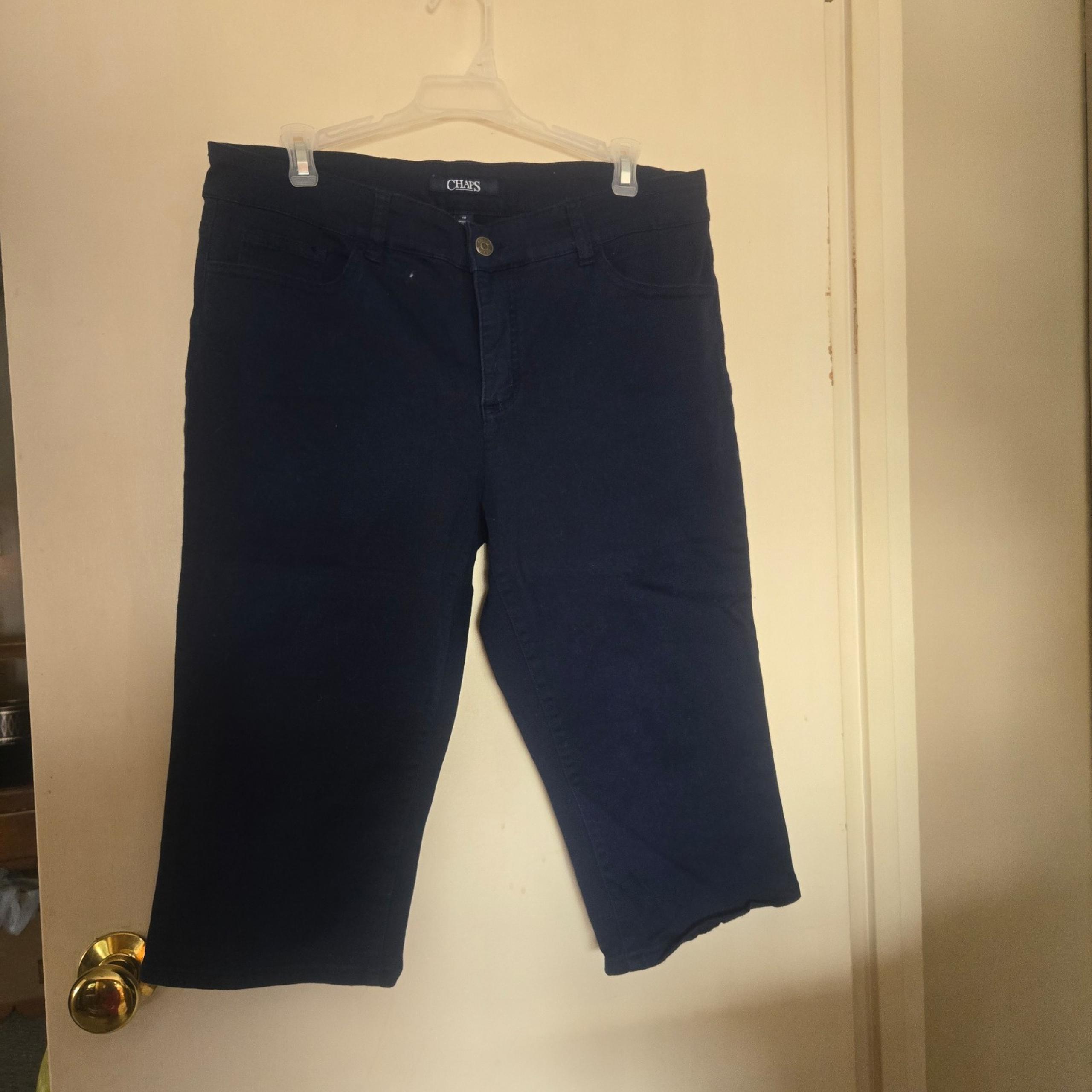 Chaps- Women's- Dark Blue- Denim- Jean- Shorts- Capris- Size 12