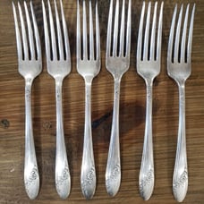 Queen Bess II Silverware Set Flatware Fork for 6 Vintage Silverplate Oneida Comm