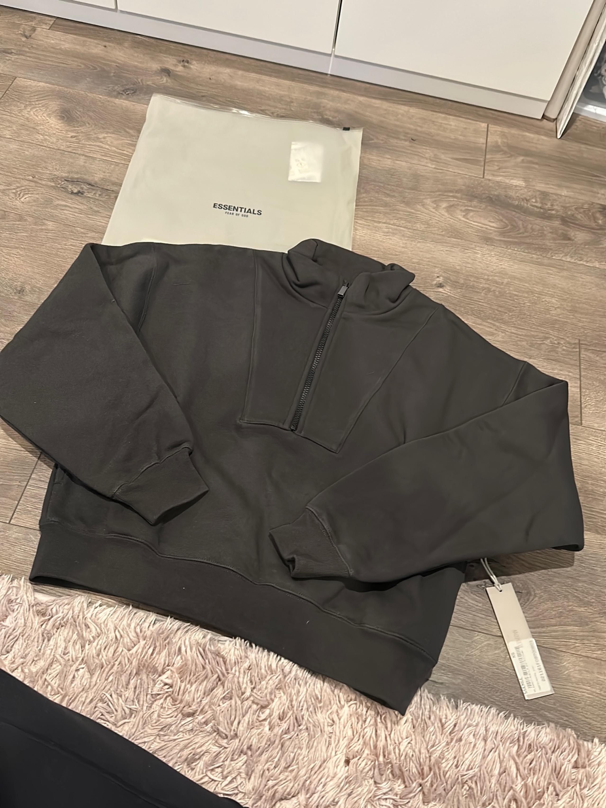 Fear of God Essentials cropped 1/2 zip