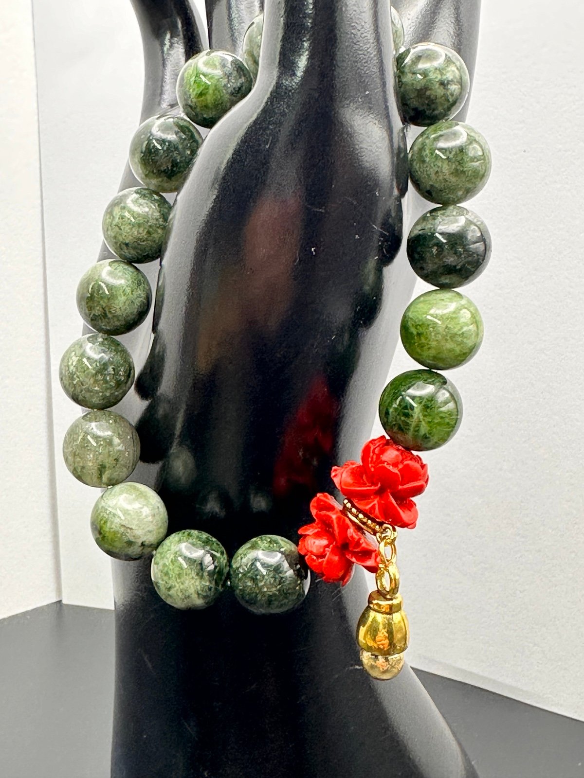 AA RARE CHROME DIOPSIDE NATURAL STONES BRACELET size 7.5”