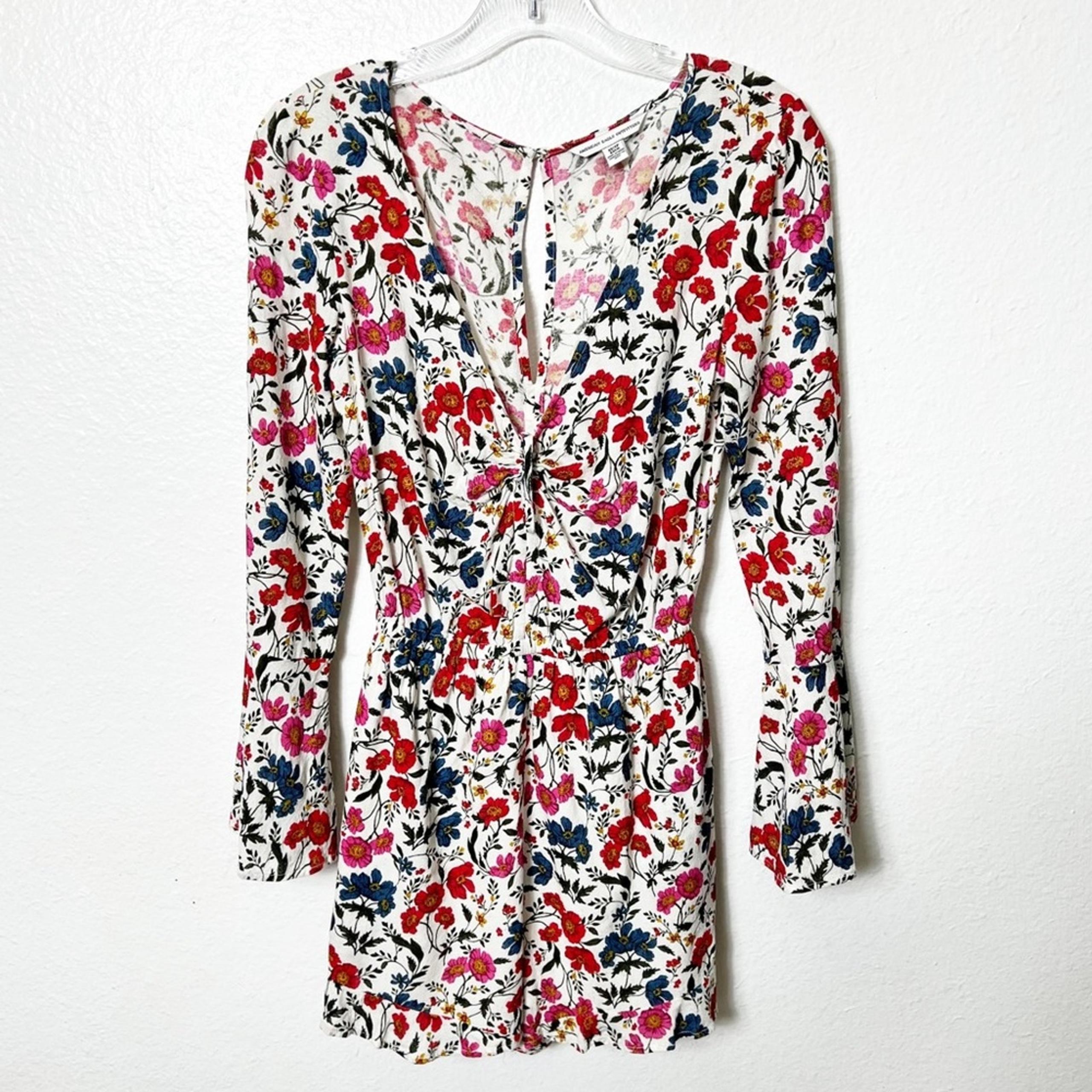 AMERICAN EAGLE OUTFITTERS FLORAL PRINT PINK WHITE BLUE WOMEN V-NECK ROMPER XS
