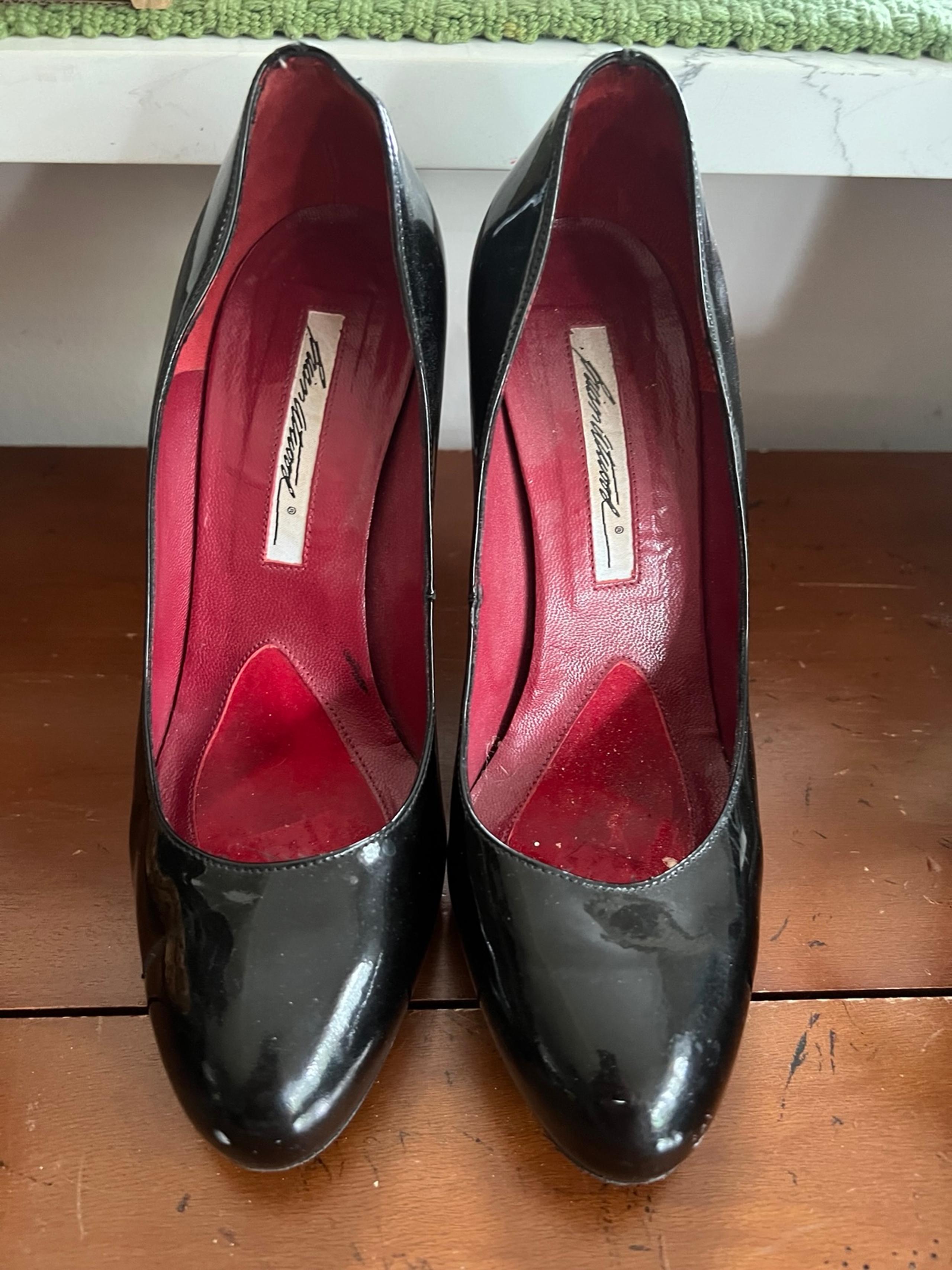 Brian Atwood black patent pump