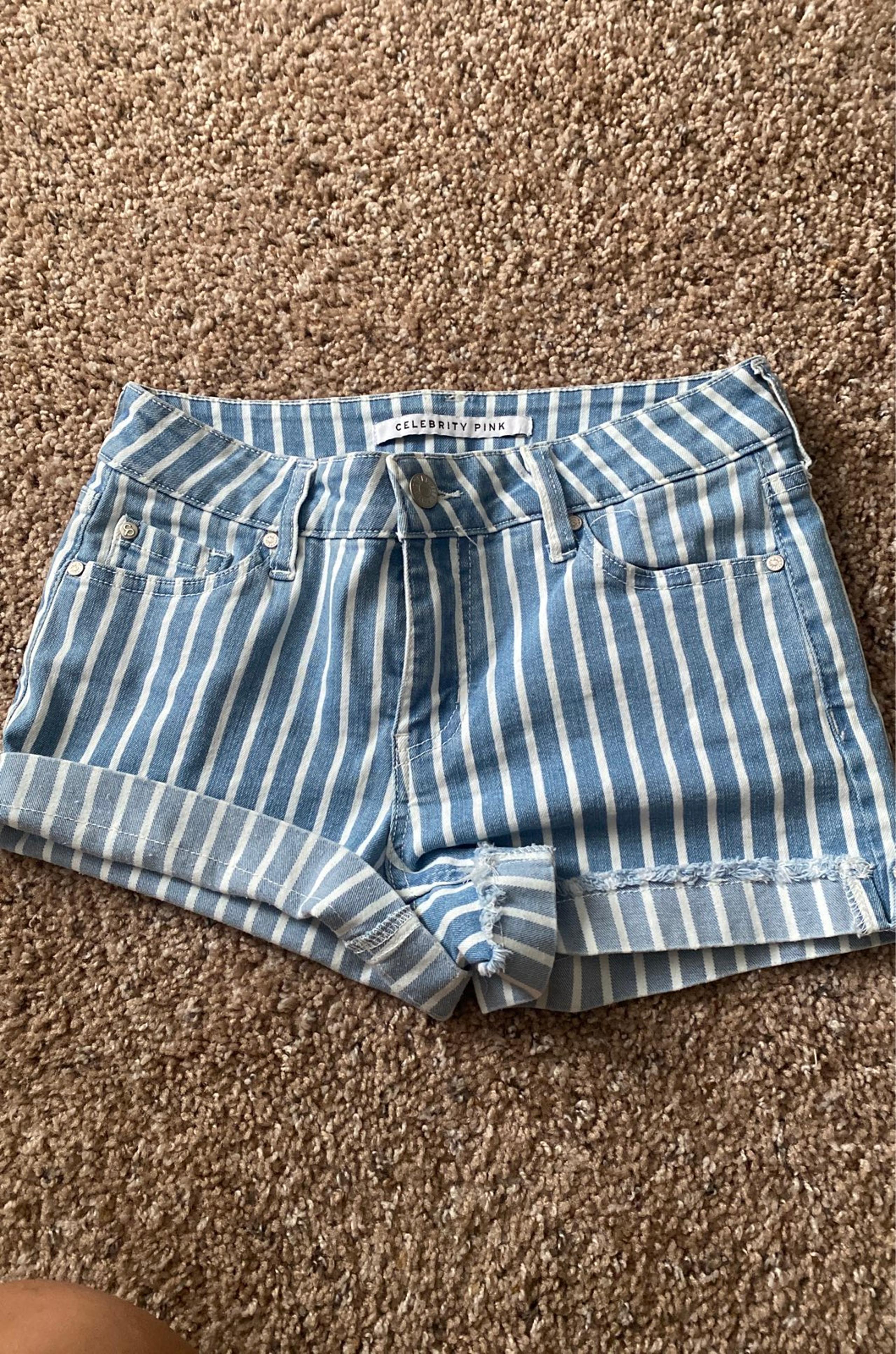 Women's shorts size xs striped