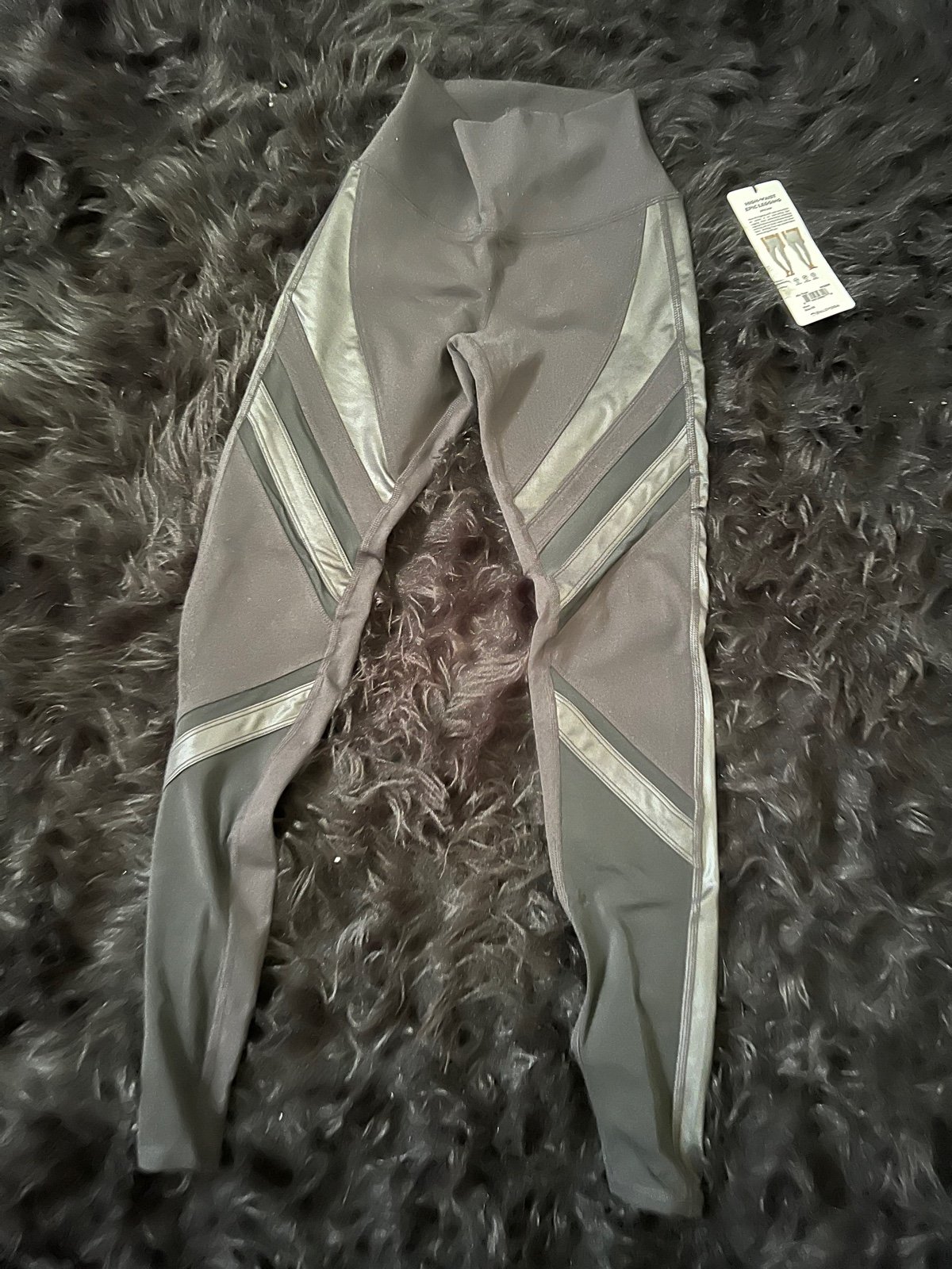 Alo Leggings