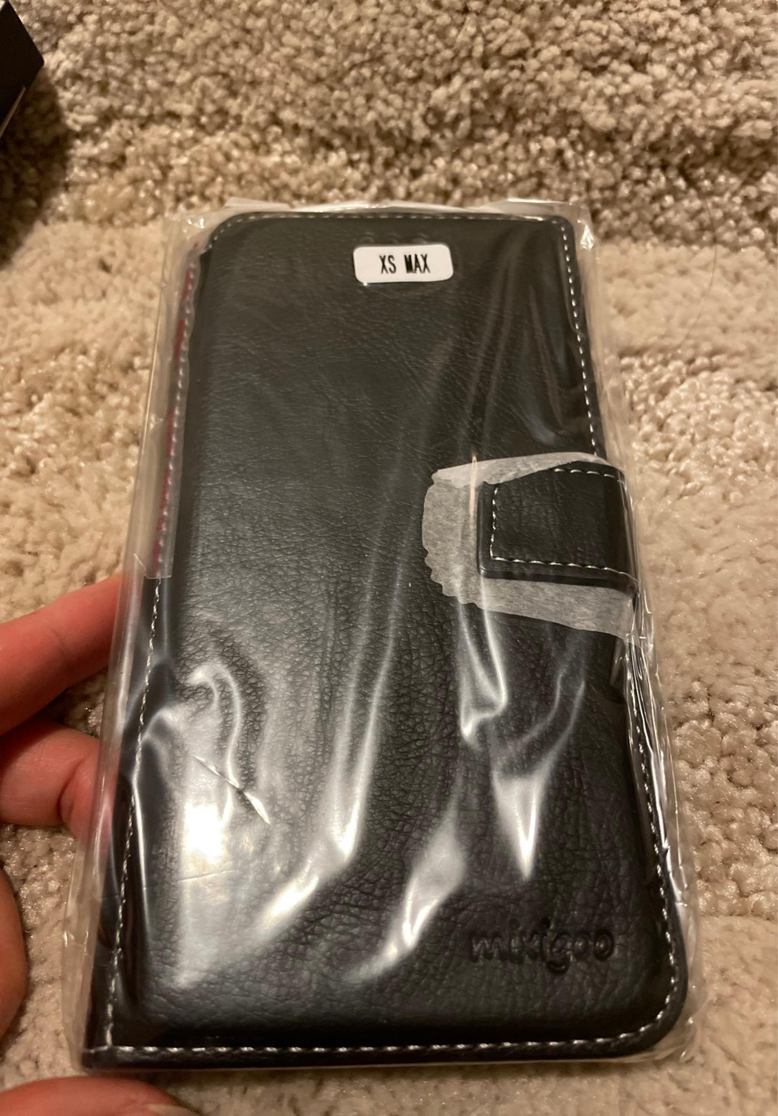 Apple iPhone XS Leather Case  in Black