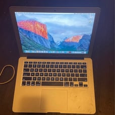 Apple Macbook Laptop