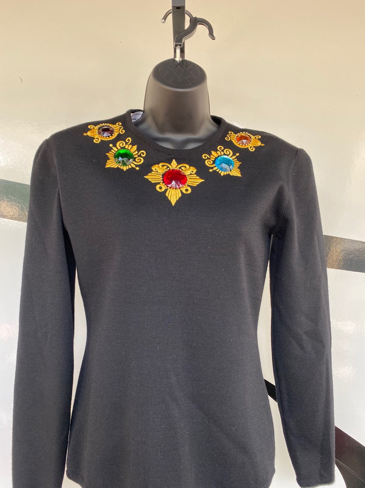 Vintage Adrienne Vittadini Jeweled 100%
