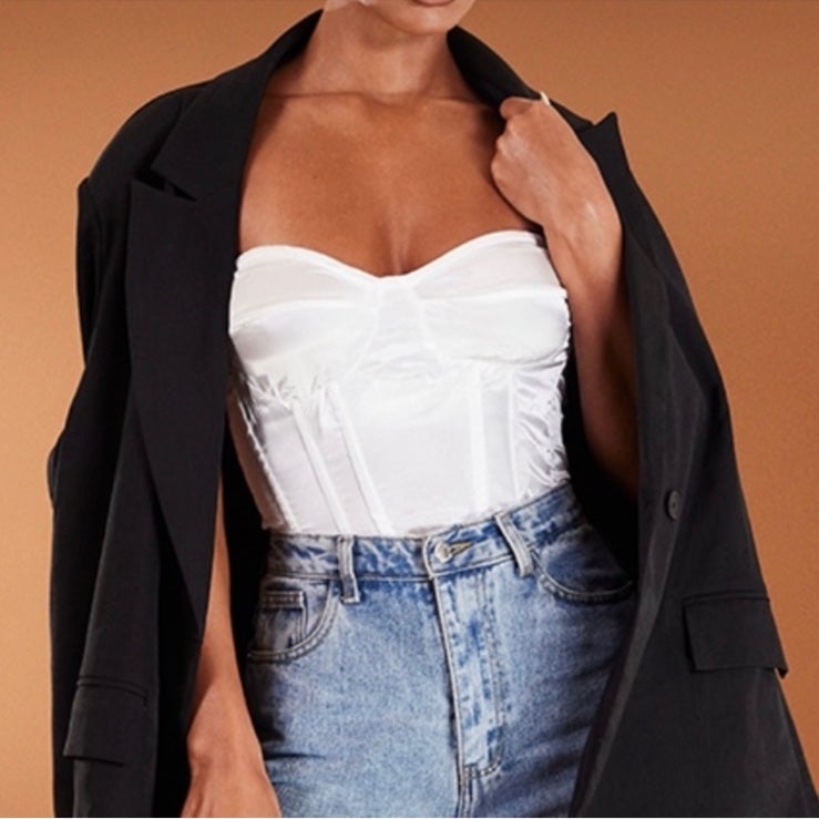 Silk satin corset - detail