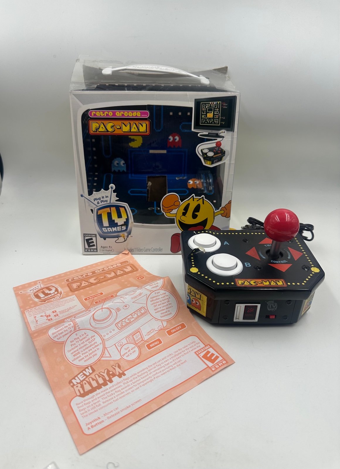 Retro Arcade Featuring Pac-Man (TV game systems, 2009)