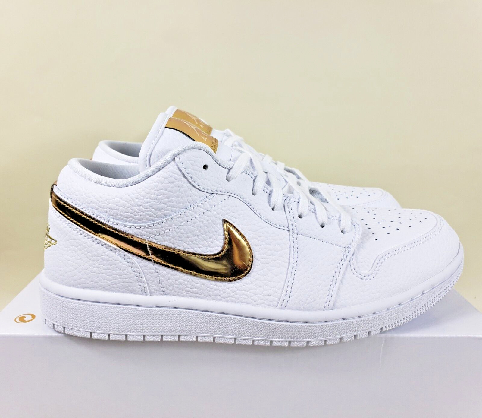 JORDAN Air 1 Low SE HQ3529 099 - Shiekh