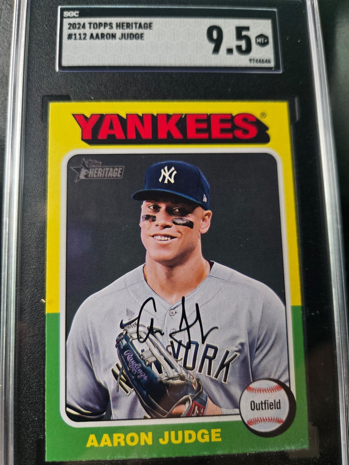 2024 TOPPS HERITAGE AARON JUDGE SGC 9.5 MINT
